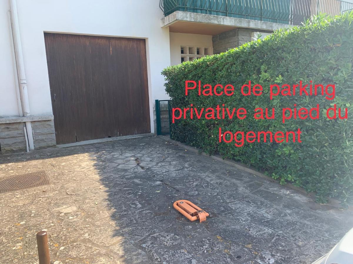 Cassis Village Options Parking And Baby מראה חיצוני תמונה